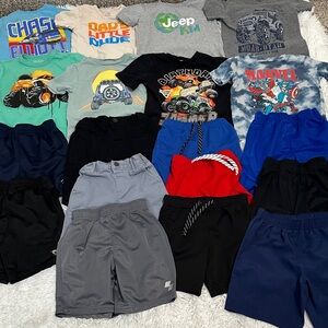 🦆 Bundle of 19 Boys Tees & Shorts Size 3/4